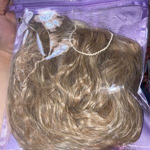 INH shayla pony in Honey